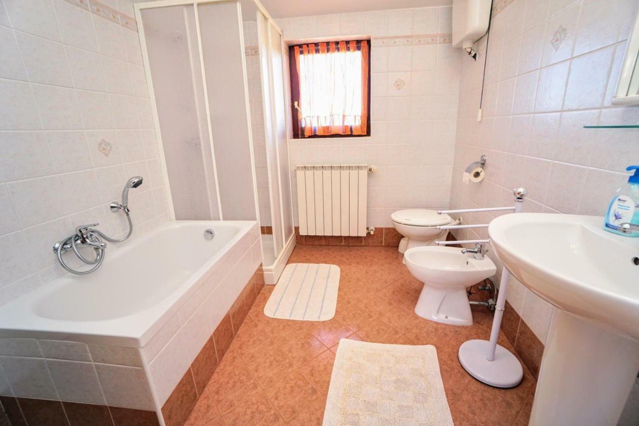 Apartment Daniela Савудрія Екстер'єр фото