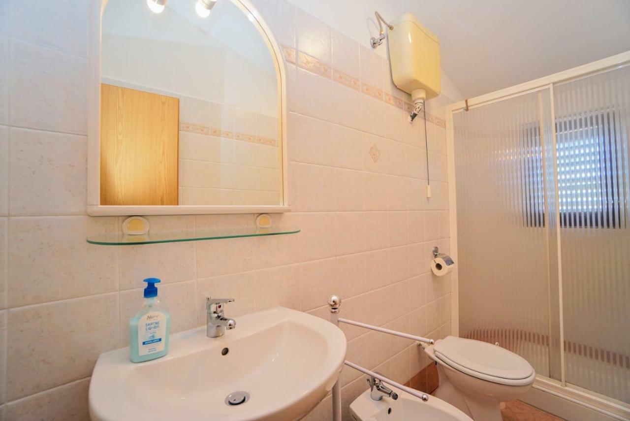 Apartment Daniela Савудрія Екстер'єр фото
