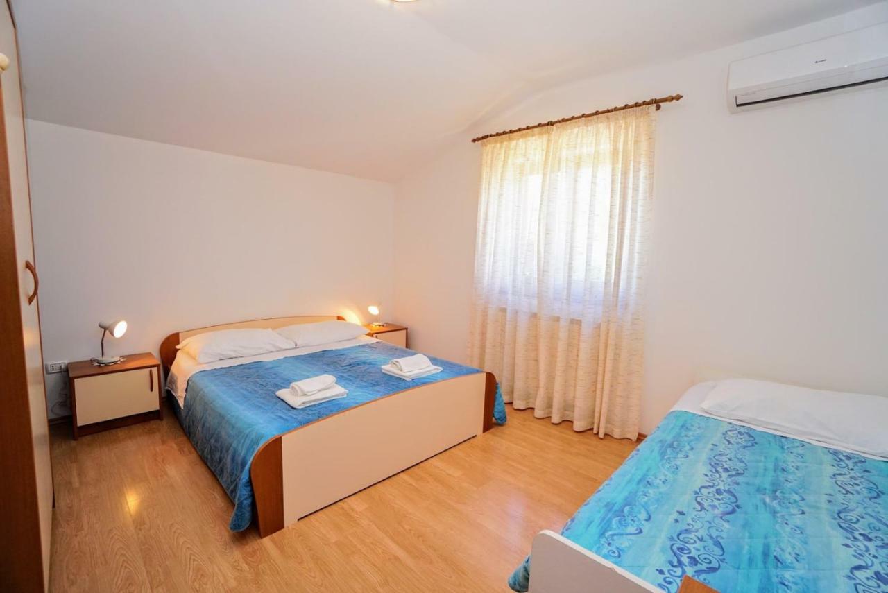 Apartment Daniela Савудрія Екстер'єр фото