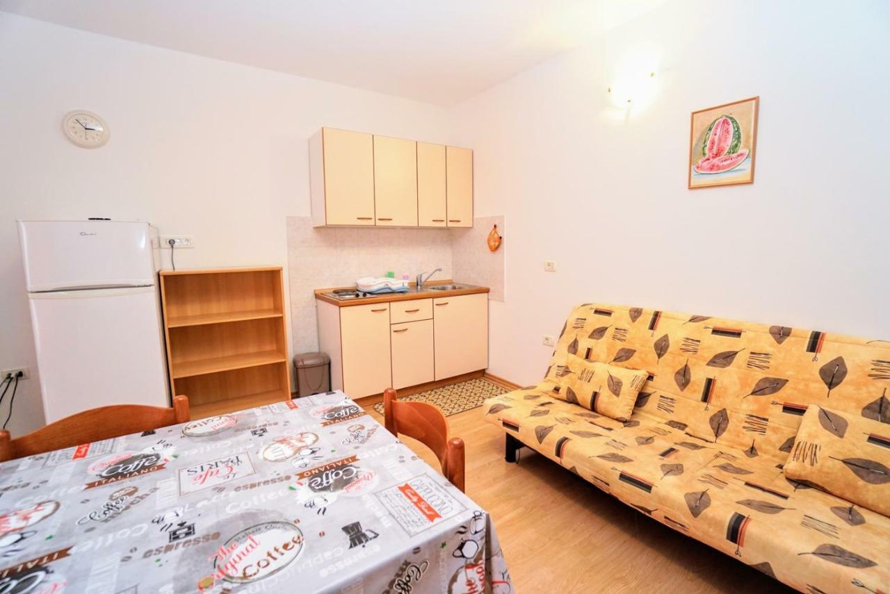 Apartment Daniela Савудрія Екстер'єр фото