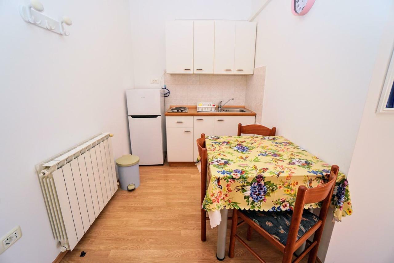 Apartment Daniela Савудрія Екстер'єр фото